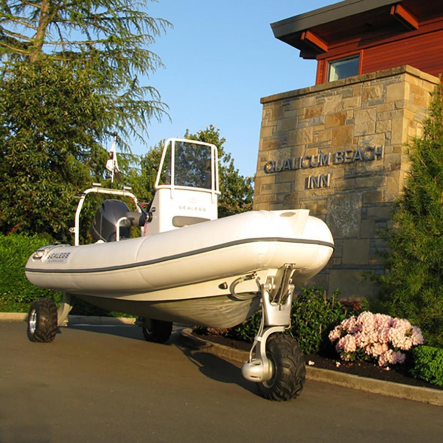 Qualicum Beach Inn Exterior photo