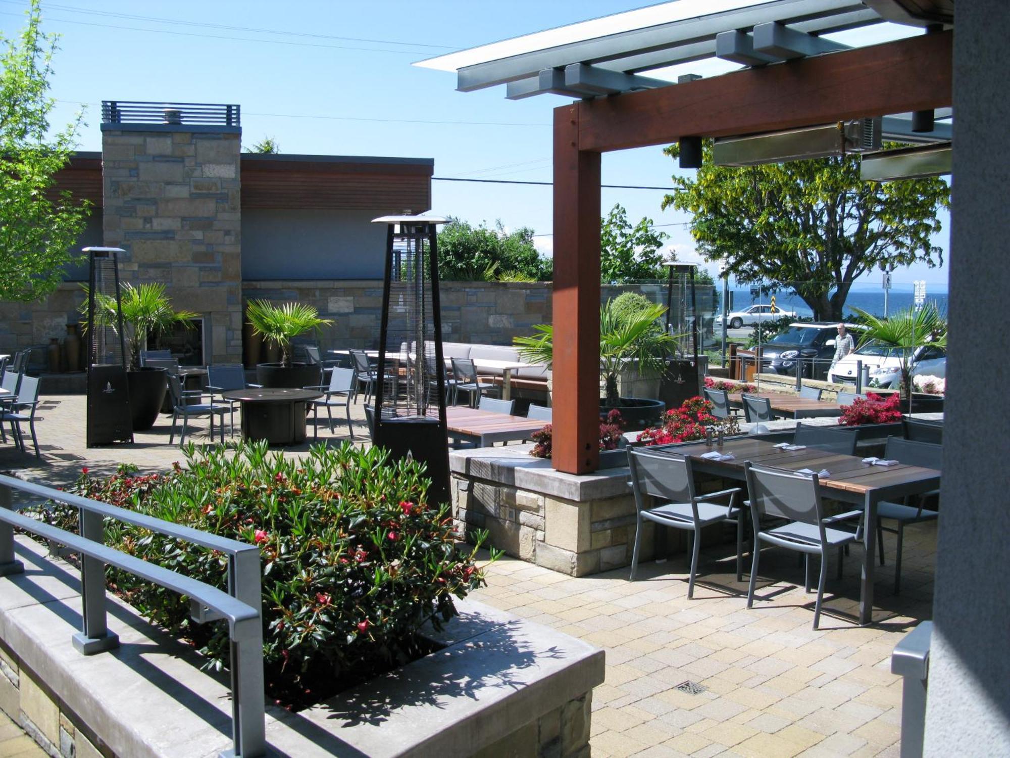 Qualicum Beach Inn Exterior photo