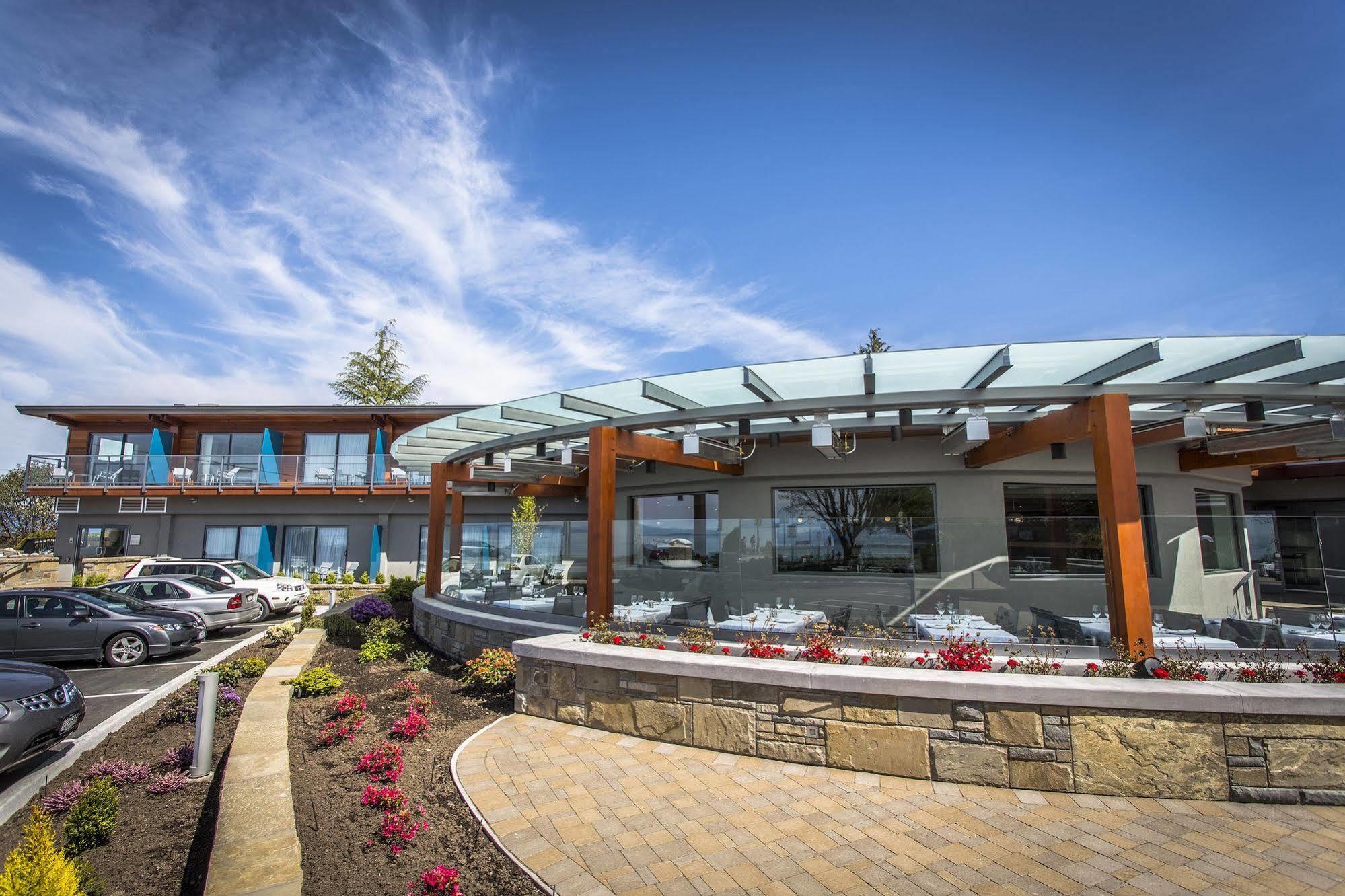 Qualicum Beach Inn Exterior photo